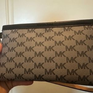Michael Kors Clutch